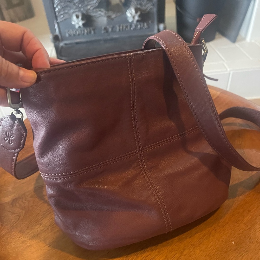 HOBO Brown Crossbody Bag with Soft Leather and Slouchy Design